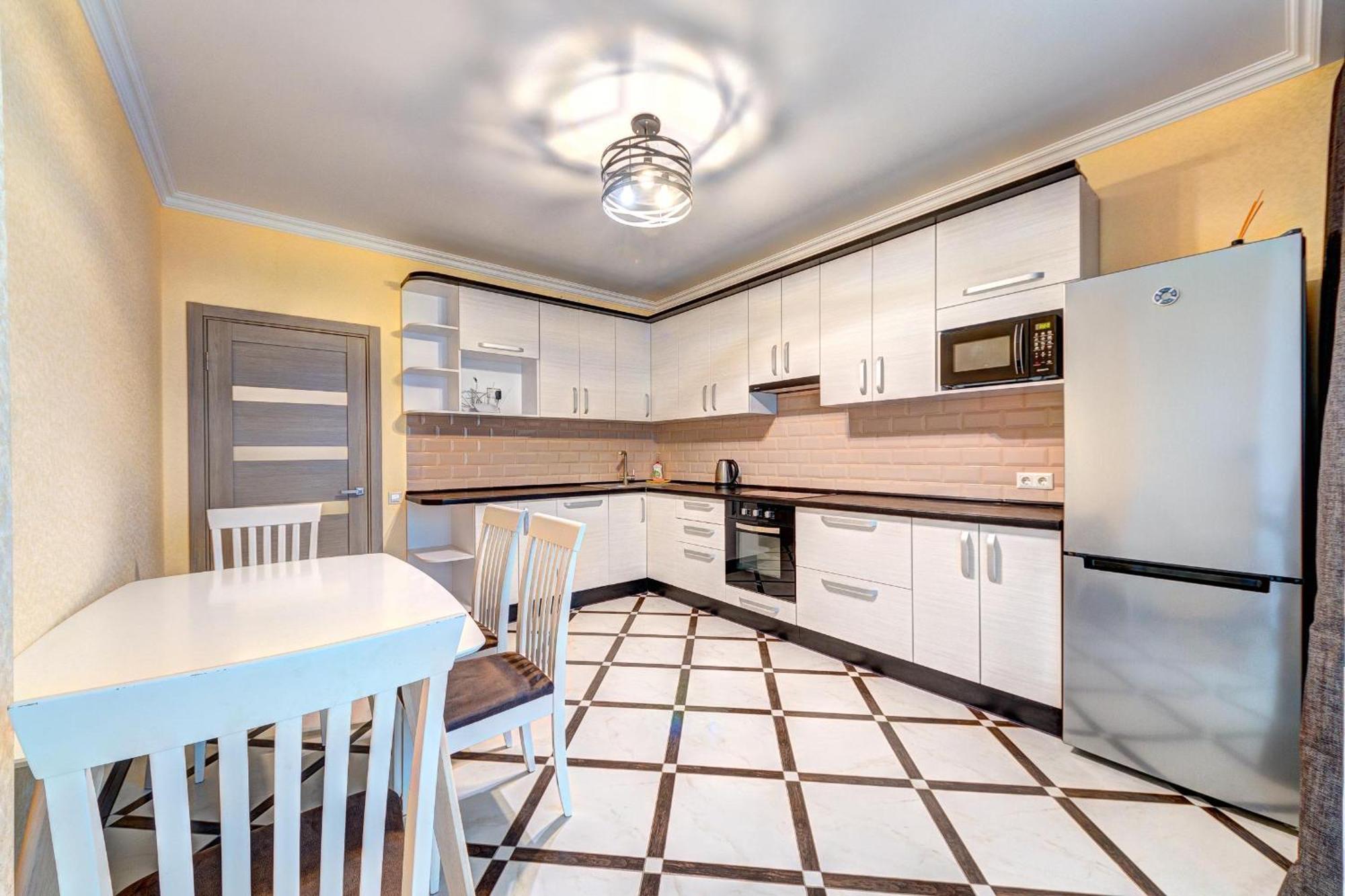 Apartment Voskresenska 18 , Парковые Озера Kyiv Room photo