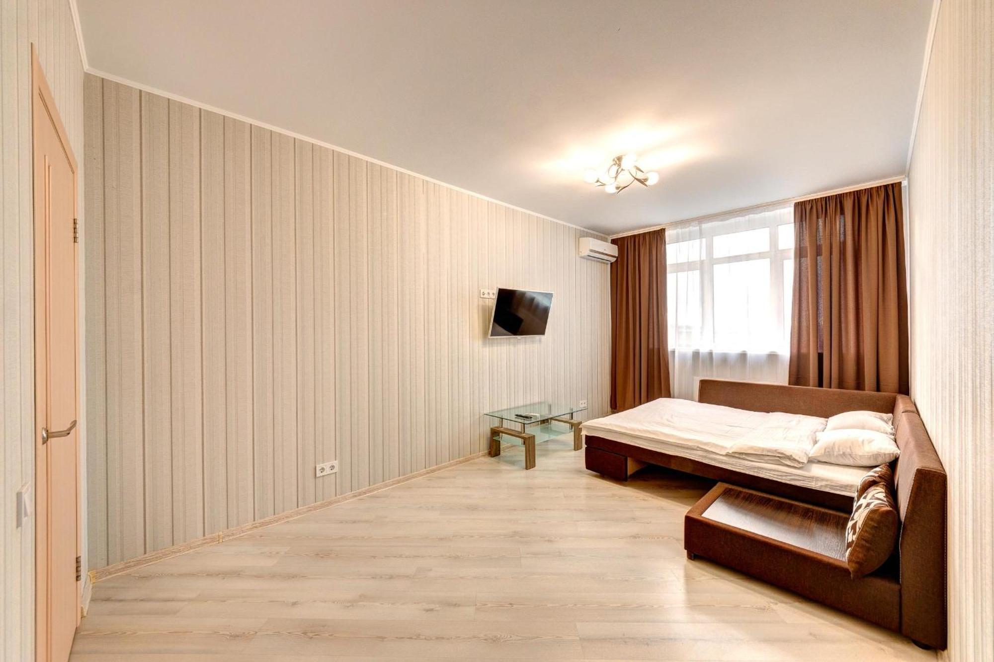 Apartment Voskresenska 18 , Парковые Озера Kyiv Room photo