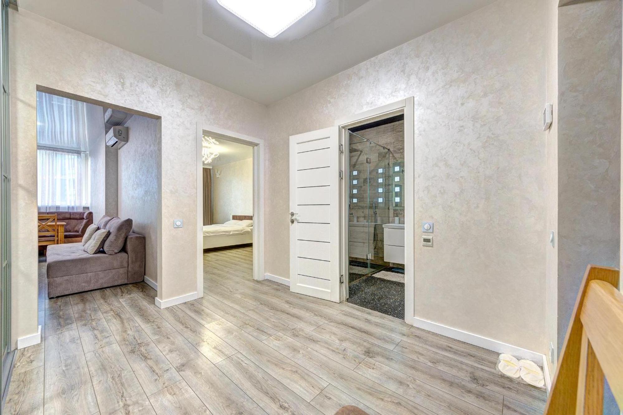 Apartment Voskresenska 18 , Парковые Озера Kyiv Room photo